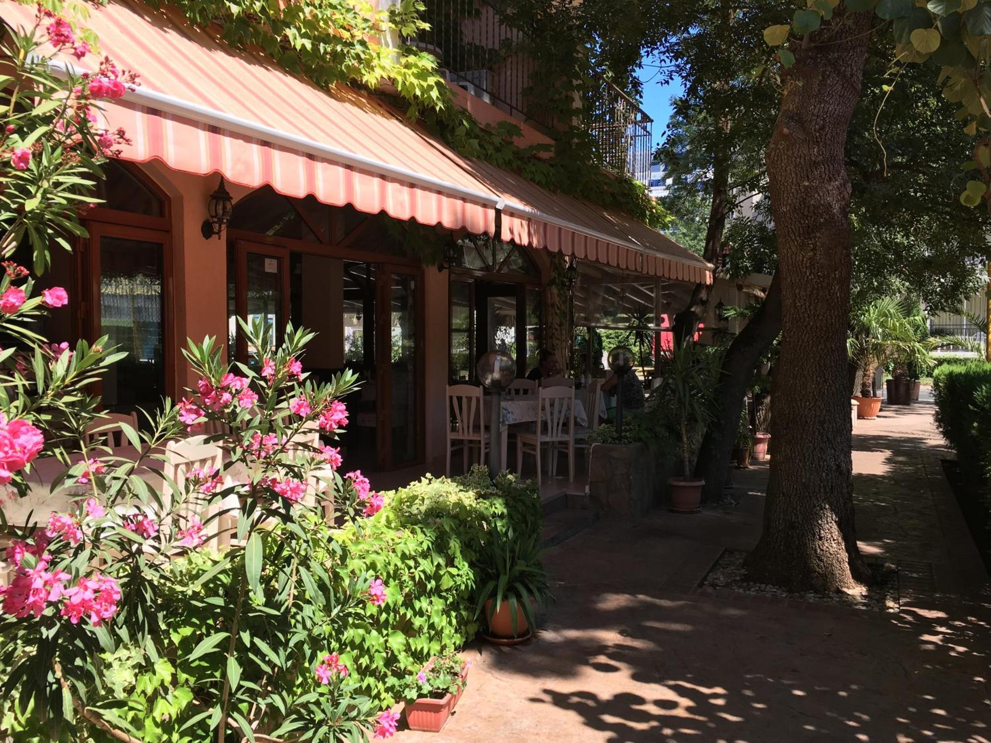 Oleander House And Tennis Club Sunny Beach Exterior foto